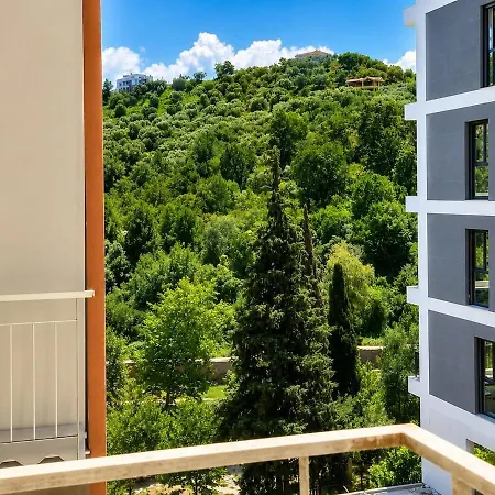 Апартаменты Zoo Garden 2 Тирана